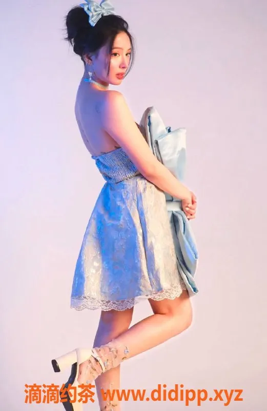 杭州上门服务-滨江E杯美眉，24岁175cm，激情服务推荐