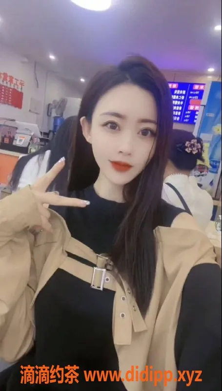 武汉楼凤资源信息,洪山区芯芯：27岁大长腿御姐，500元起超值服务