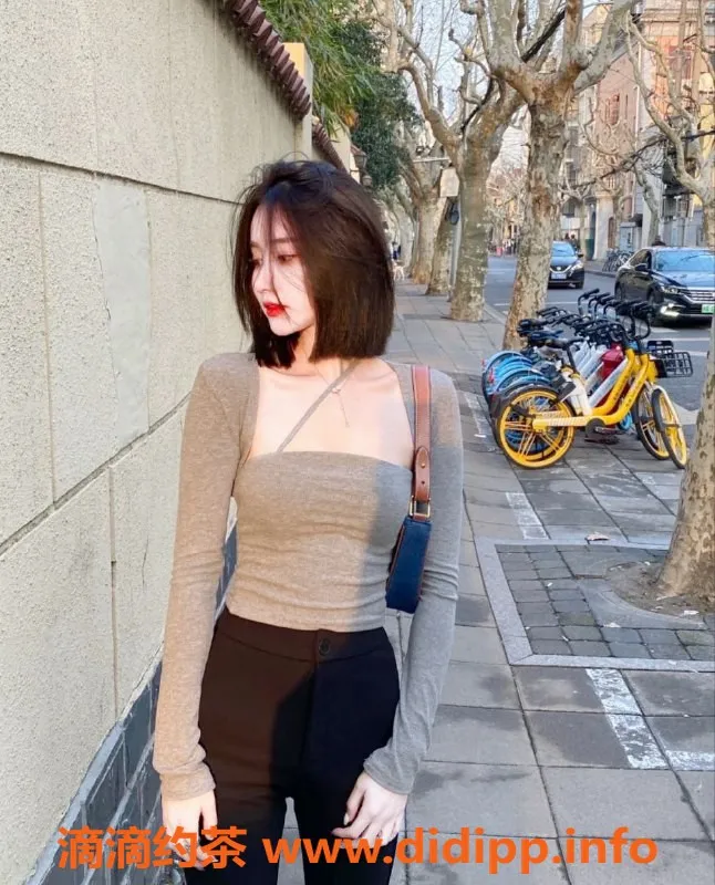 上海楼凤资源信息,23岁林伊短发妹，高颜值白皮肤，天然无纹身