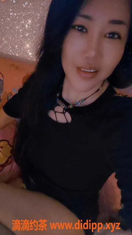 深圳楼凤-龙华熟女金子，35岁，163cm，300元40分钟