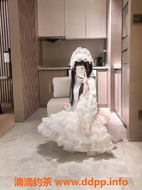 成都楼凤-成都宣萱，18岁高挑嫩妹，服务超赞