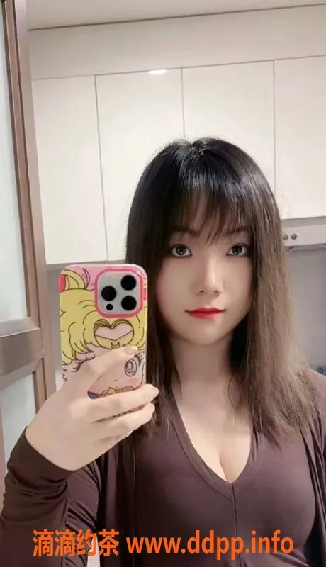 长沙楼凤-雨花区伊伊，服务价500p，私密体验等你来！