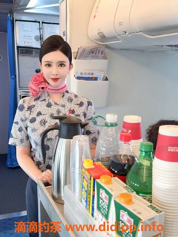 深圳楼凤-南山空姐，温柔又迷人，私密服务等你体验