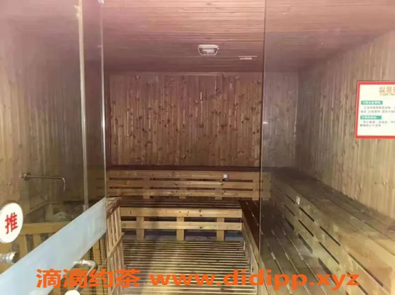 广州楼凤-白云莞式95油 499-599元，舒适服务体验