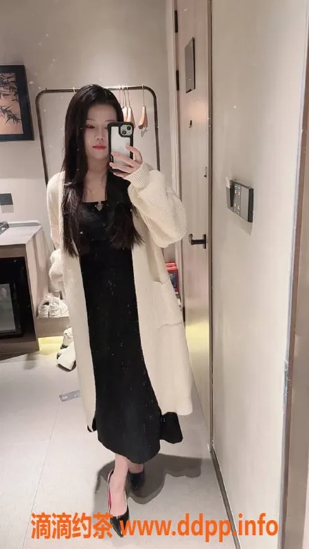 佛山楼凤-南海苏悦悦，唯美服务800起，视频验证