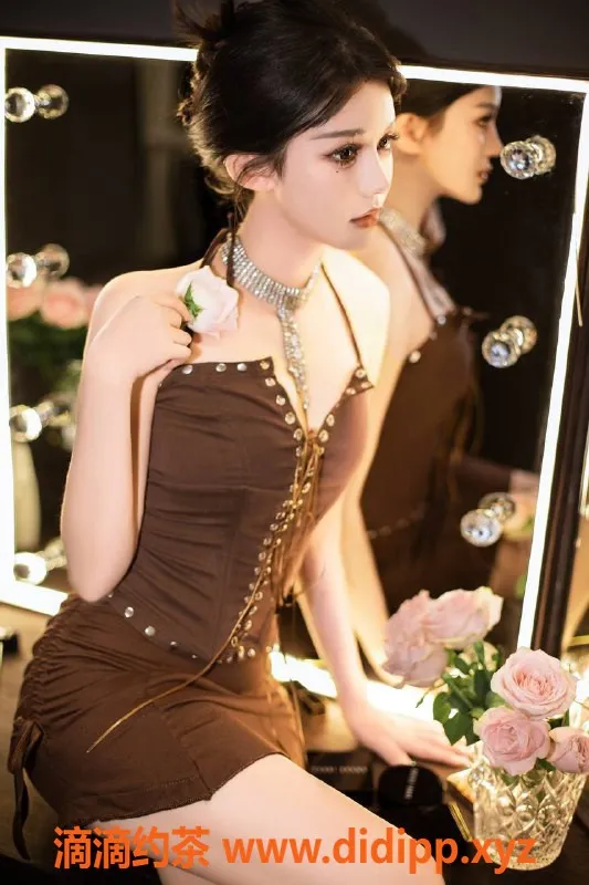 深圳楼凤-深圳福田小甜，165cm 大胸，服务超赞！