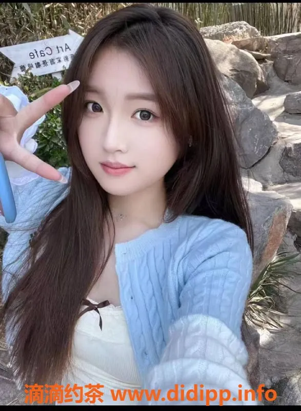 福州楼凤-福州仓山梦儿可爱小巧，温柔服务