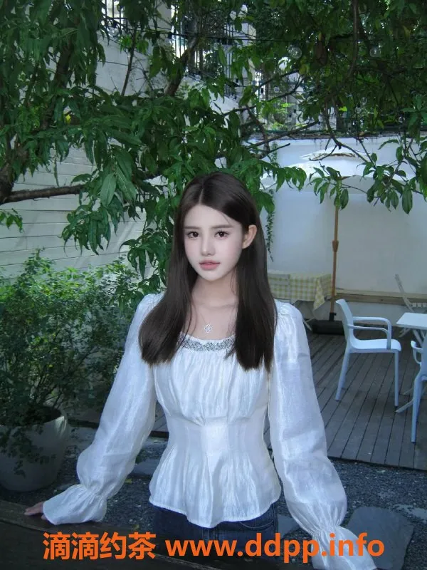 北京楼凤-朝阳邻家白小纯，青春甜妞，亲密互动