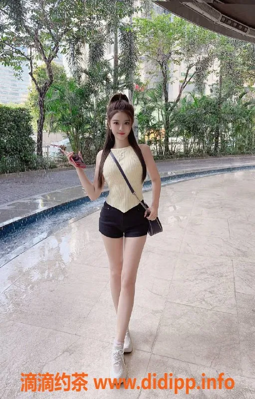 广州楼凤-天河御姐芸汐，夜课舌吻，8P等你体验！