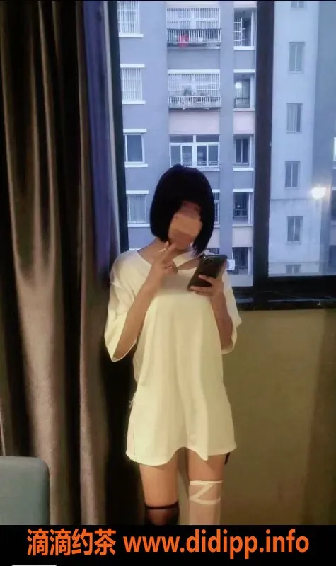 成都楼凤资源信息,成都小狐狸，18岁，身高164，体重94斤，价位500起