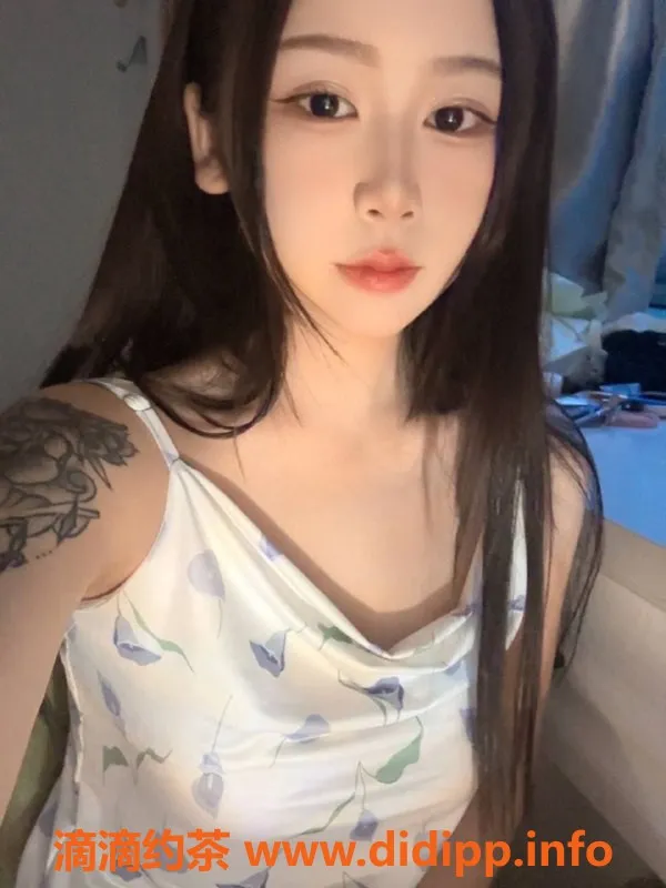 杭州楼凤-拱宸桥嫩妹小不点，性价比高，69互舔体验