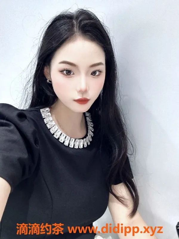 广州楼凤-天河夕夕，嫩妹大长腿，夜课仅需10P