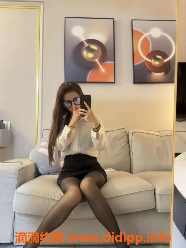 广州楼凤资源信息,天河甜梦御姐，11P视频验证服务等你体验！