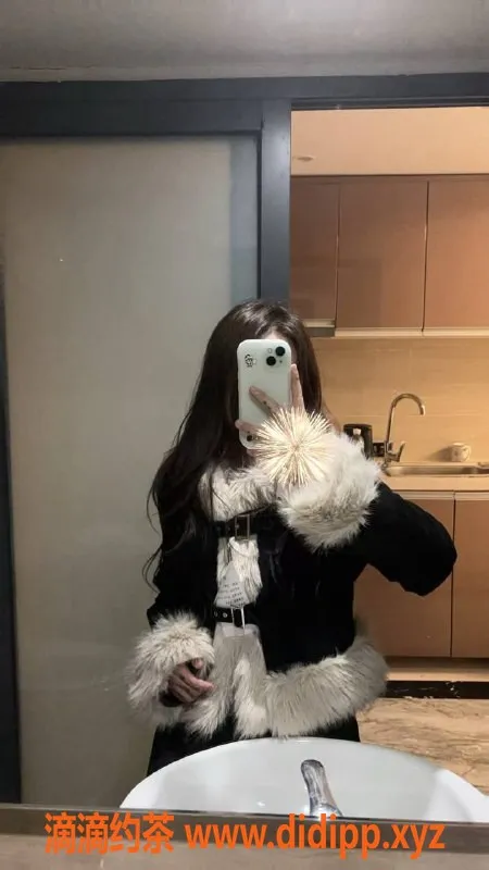 广州楼凤资源信息,天河兮兮嫩妹，4P夜课畅享舌吻体验