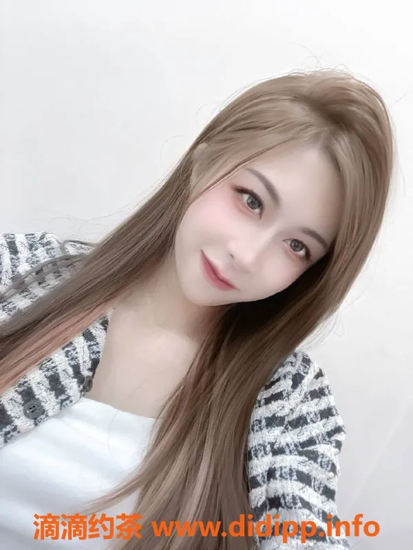 杭州上门服务-拱墅区果果，21岁高颜值陪玩，服务多样