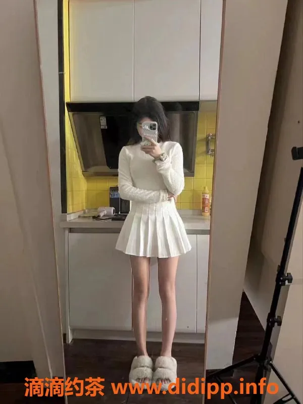 西安楼凤-西安高新区嫩妹小可爱，课费6/10