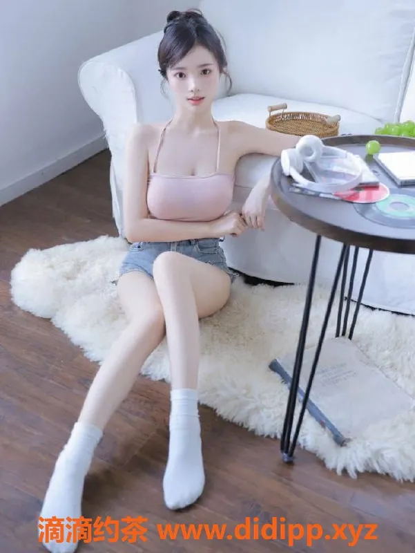 上海楼凤-普陀小晴天，身高164，C胸嫩妹来袭