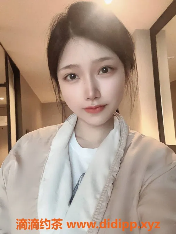 上海楼凤-普陀沈丹晨，20岁163cm，90斤，2500p服务体验