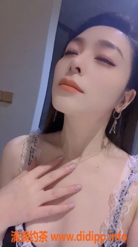 杭州楼凤资源信息,拱墅区小七，165高50重D罩杯，超值服务体验