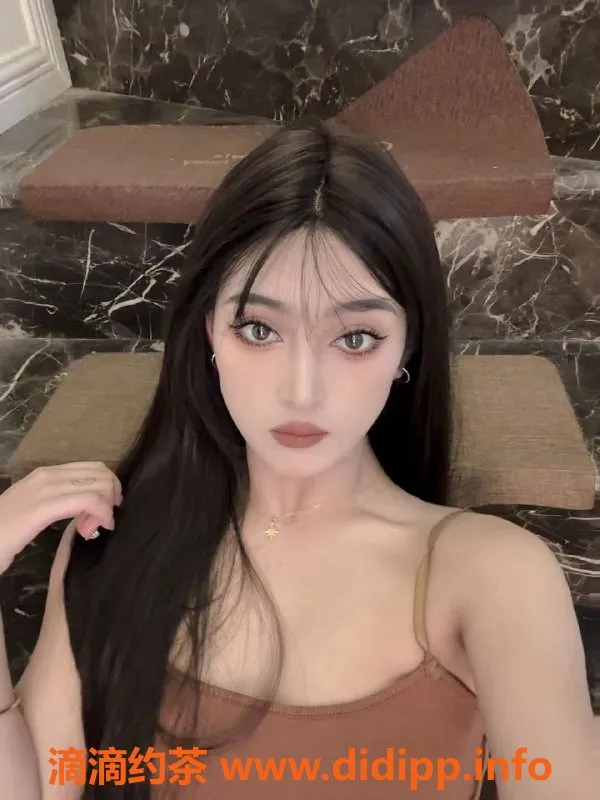 重庆楼凤资源信息,欣怡：年轻美丽，超值体验，身材火辣！