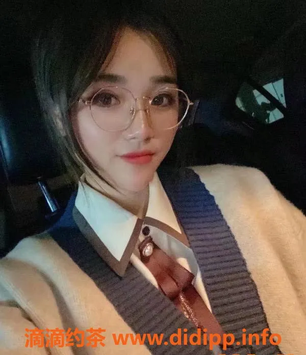 上海楼凤-闵行区模特出身，身材一般，价格600元