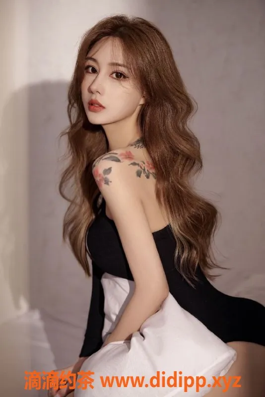 上海楼凤-情调独特的女仆KTV，体验新奇服务！