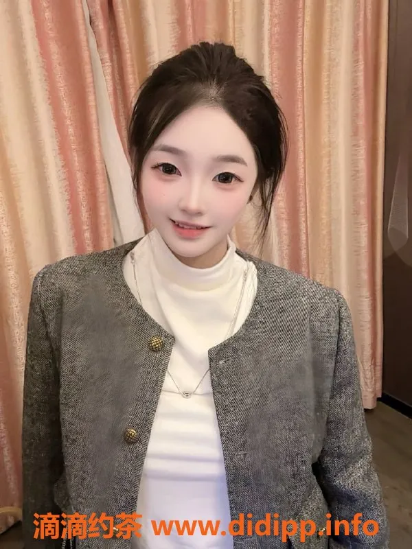 成都楼凤-成都喜鹊18岁嫩妹，胸大态度佳，6p只需50分钟