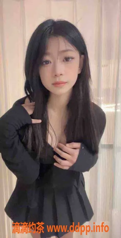 成都楼凤-成都嫩妹小宝，160cm/95斤/18岁，600元服务
