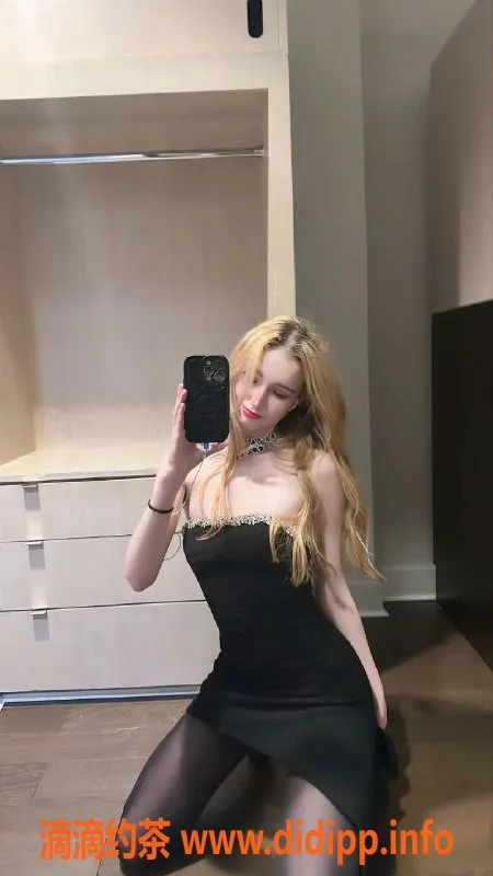 杭州楼凤-24岁俄罗斯女孩迪娜，身高170，胸D，服务超棒！