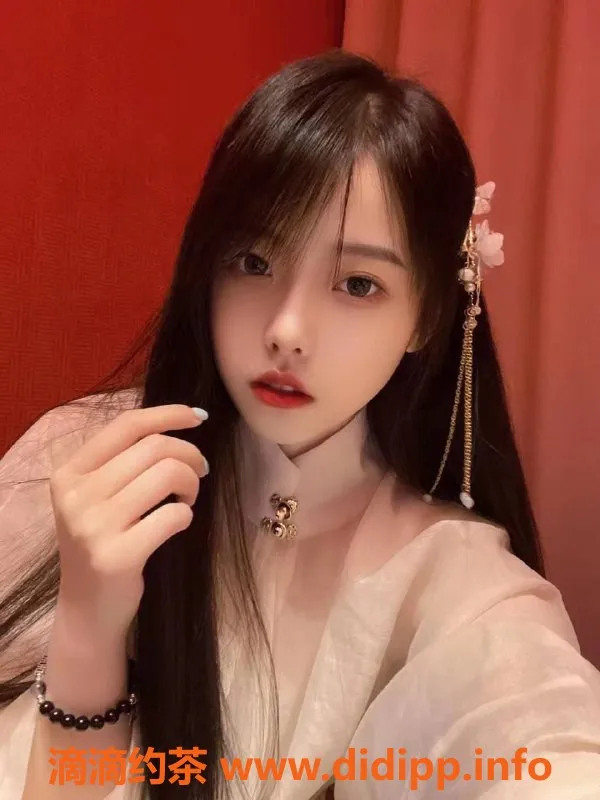 上海外围-清纯少女身材超赞，牛奶肌无瑕疵