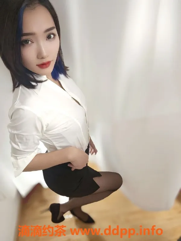 南京楼凤-浦口区Lisa，168身高，25岁诱惑女郎