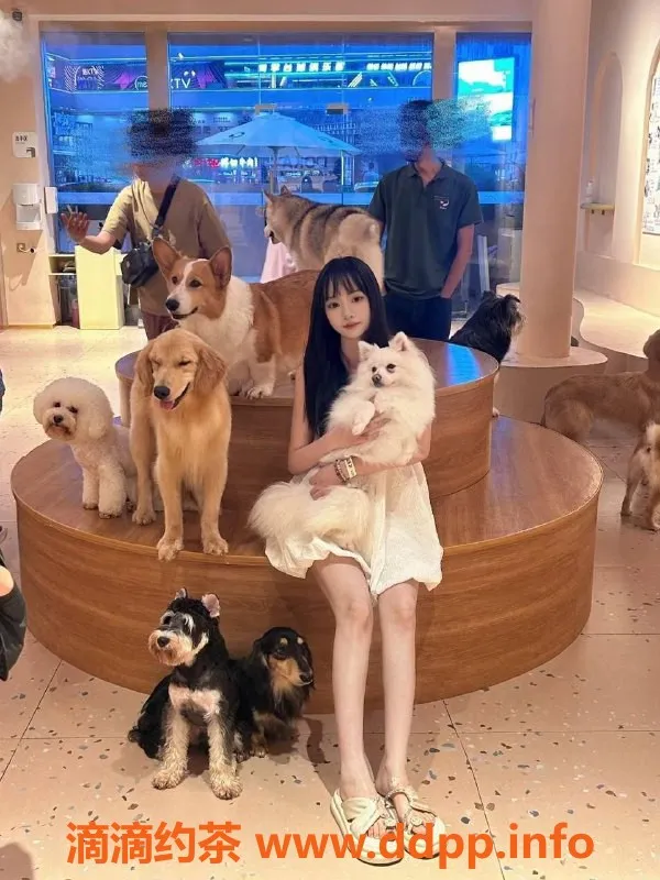 长沙楼凤资源信息,雨花区提莫，19岁嫩妹，身高163 价格6p