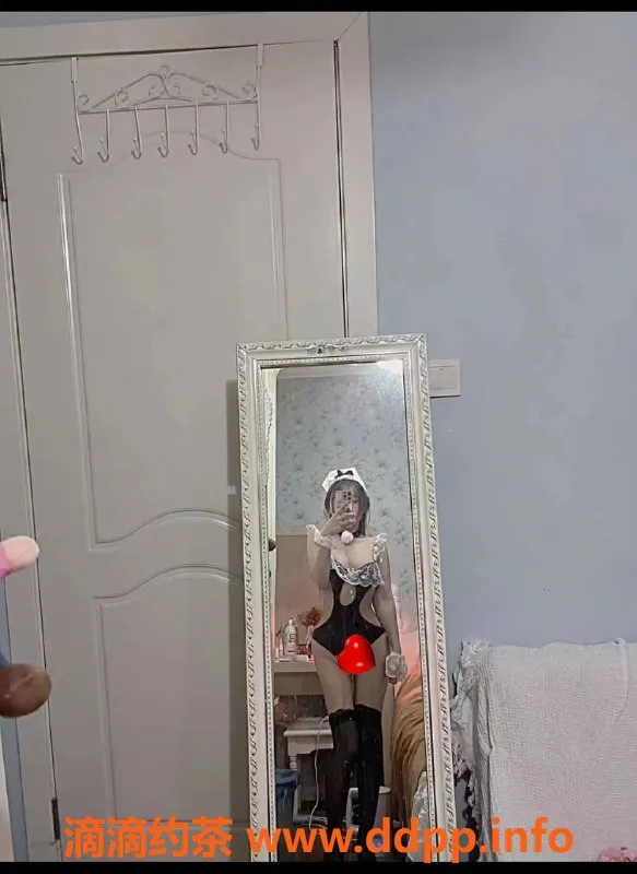 杭州楼凤-拱墅昕儿：158cm娇小可爱，44kg，撩人69服务