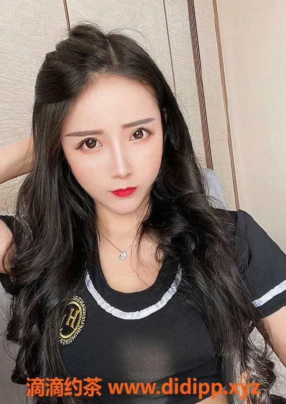 南京楼凤-建邺区图图，24岁165cm，38E靓仔等你来约！