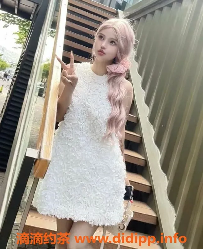 上海楼凤-普陀小五同学，165高D罩，千元嫩妹