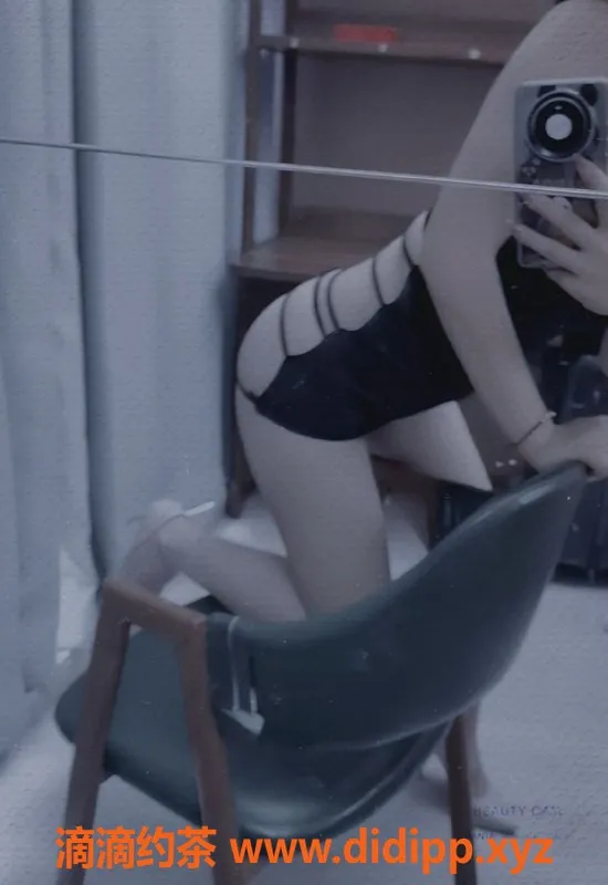 重庆楼凤-柚柚-身材火辣，服务极品，尽享奢华体验