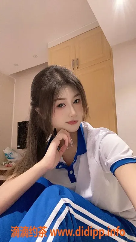 广州楼凤-天河嫩妹米苏，700元超值服务等你来尝试