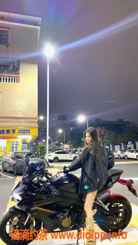 广州楼凤-天河嫩妹米苏，700元超值服务等你来尝试