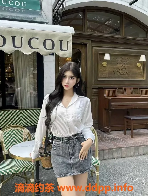 深圳楼凤-南山伊菲大波E，1300元享鸳鸯浴及车震服务