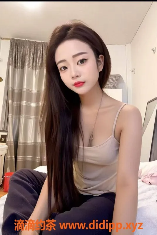 杭州楼凤-上城倩倩：165CM大胸36D萌妹，8P只需15PP