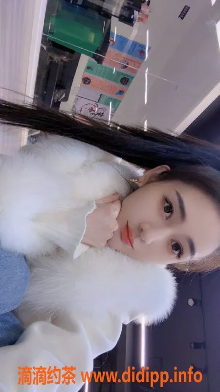 杭州楼凤-拱墅雅雯，24岁性感漂亮妹子，身材火辣