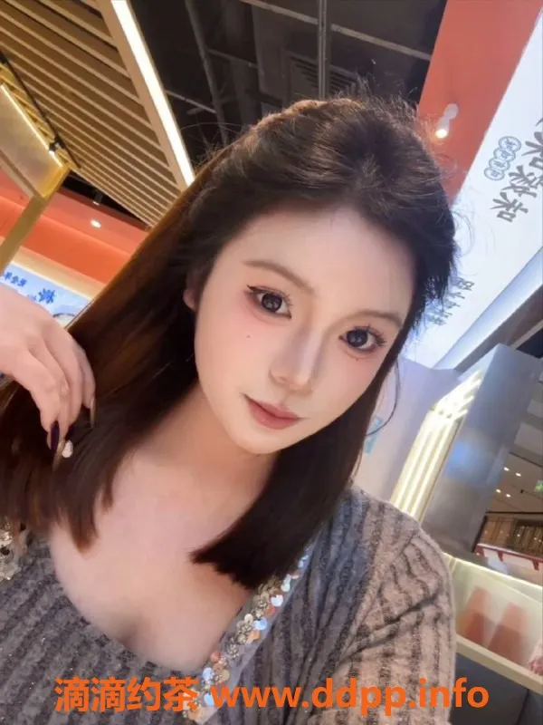 广州楼凤-天河嫩妹葡萄，69式服务期待你的体验