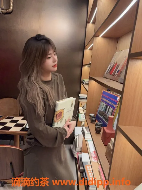 深圳楼凤资源信息,南山童童，热情迷人的小兽女