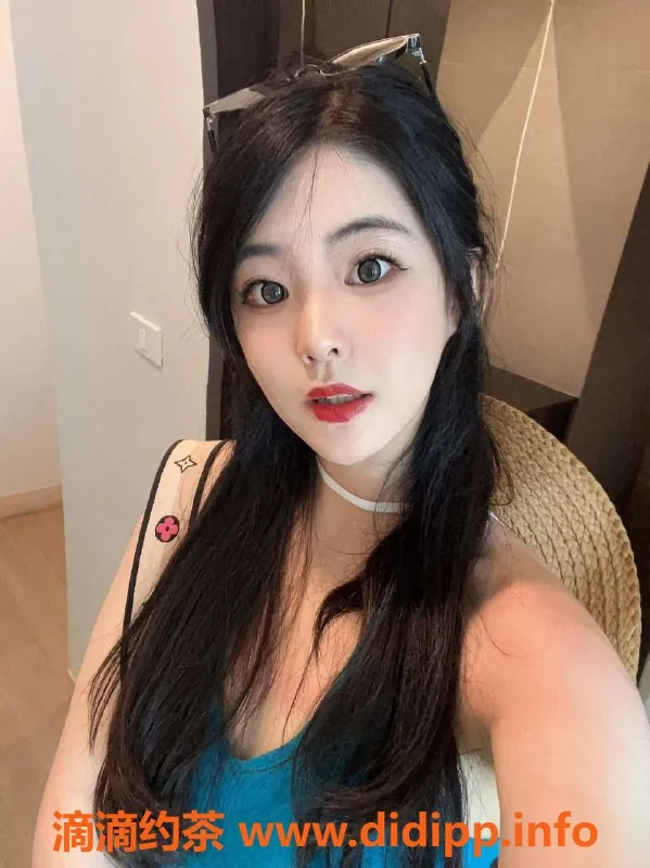 杭州楼凤-下沙嫩妹小粥，独家上门服务，舌吻69互舔