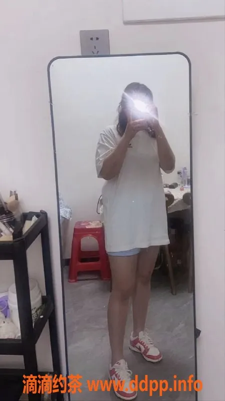 成都楼凤-武侯区满满，车费4p，服务随心所欲