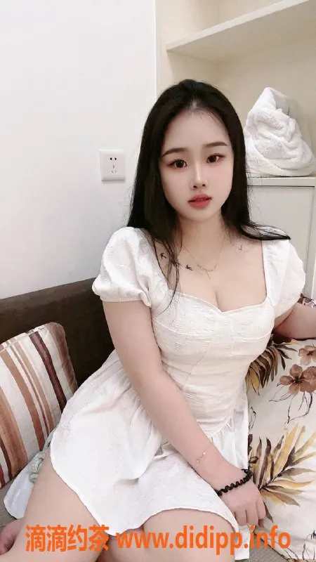 广州楼凤-黄埔萝岗微微，600元洗吹做，已验证