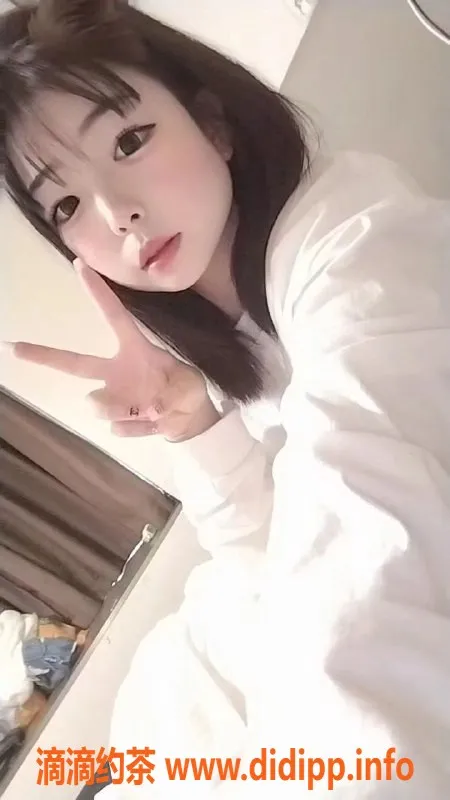 成都楼凤-成都 #葡萄 16岁嫩妹，身高165，服务热情！