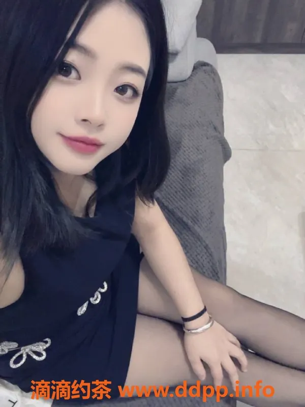 成都楼凤-成都圈圈：25岁155cm大胸少妇服务体验