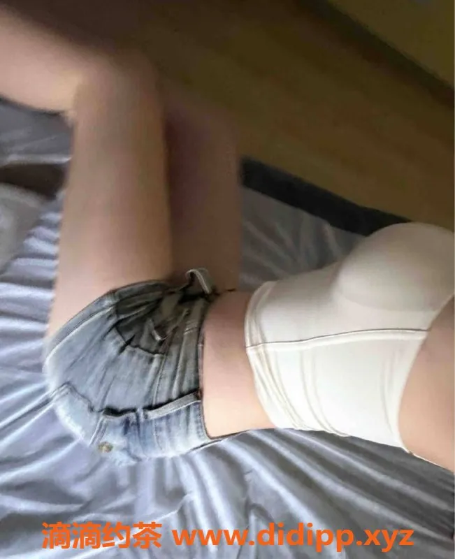 上海楼凤-闵行泡泡，160CM嫩妹，34B，1000元起服务