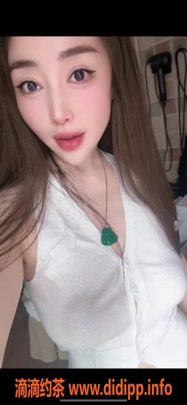 深圳楼凤-龙岗坂田蒙古琪琪，499元享多种服务